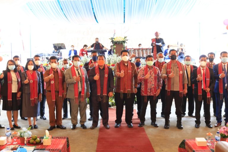 Bupati Samosir Hadiri Perayaan Ulang Tahun Ke-12 Koperasi Makmur Mandiri
