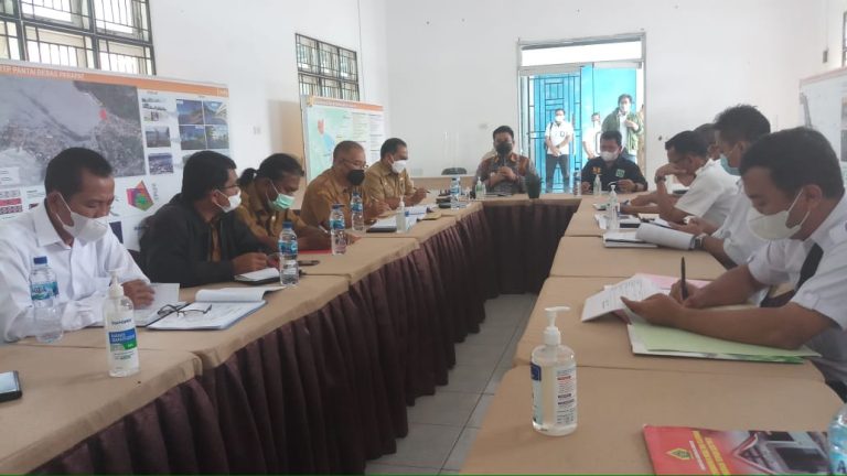 Bupati Samosir Pimpin Rapat Koordinasi Penyediaan Air Baku Untuk Mendukung Destinasi Wisata Pangururan