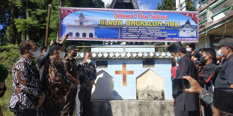 Forkopimda Samosir Hadiri Acara Pemindahan Makam Terdampak Tano Ponggol