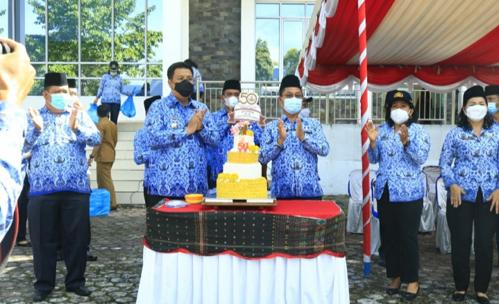 Bupati Samosir Pimpin Peringatan HUT KORPRI ke-50 Tahun Tingkat Kabupaten Samosir