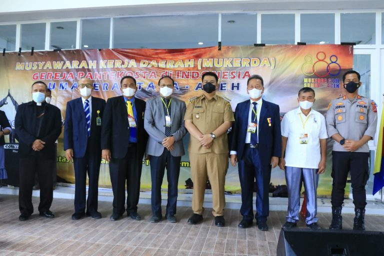 Bupati Samosir Hadiri Pembukaan Musyawarah Kerja Daerah Gereja Pantekosta di Indonesia Majelis Daerah Sumut-Aceh
