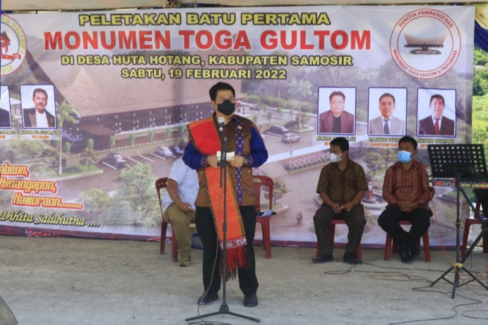 Hadiri Peletakan Batu Pertama Monumen PTGS, Bupati Samosir: Dengan Adanya Monumen PTGS dan Prasarana Diharapkan Dapat Meningkatkan Roda Perekonomian Masyarakat