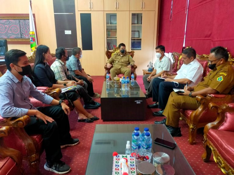 Bupati Samosir Terima Audiensi Bina Media Medan