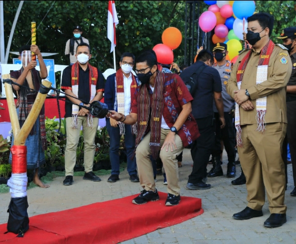 Menteri Pariwisata dan Ekonomi Kreatif RI Launching Event Horas Samosir Fiesta Tahun 2022 dan Meresmikan Gedung Samosir Creatif Hub