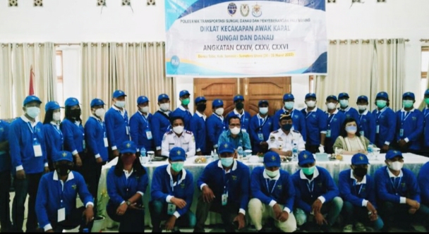 Bupati Samosir Membuka Secara Resmi Penyelenggaraan Diklat Kecakapan Awak Kapal Sungai dan Danau