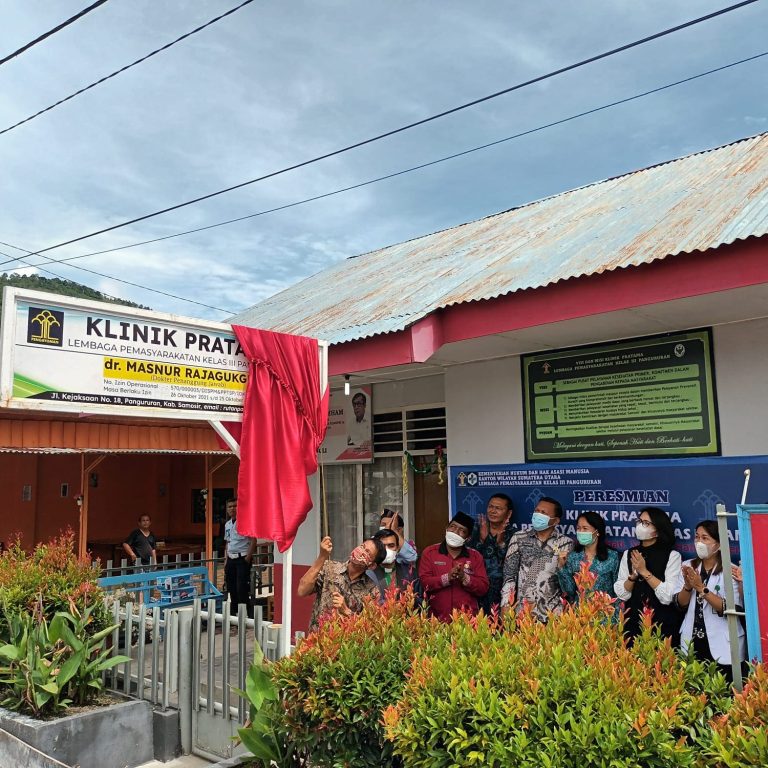 Bupati Samosir Apresiasi Berdirinya Klinik Pratama dan LikS Kreatif Lapas Kelas III Pangururan