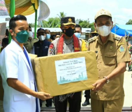IRWASUM POLRI DAN KAPOLDASU TINJAU POSYAN OPERASI KETUPAT 2022 DI SAMOSIR