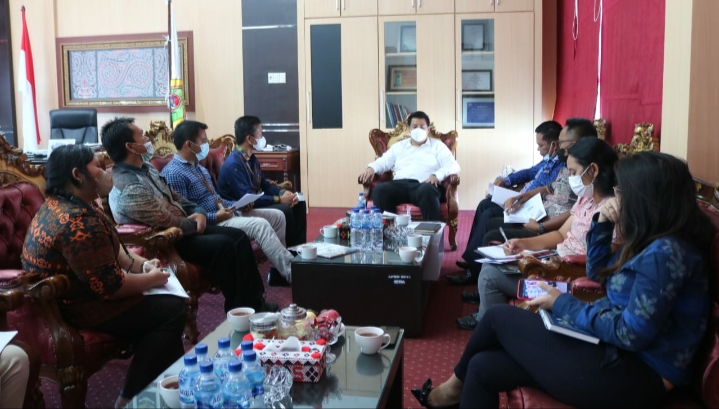 Terima Audiensi dengan BPS Samosir, Bupati Harapkan Sinergitas dan Dukungan Data dalam Pencapaian Target Pembangunan Daerah