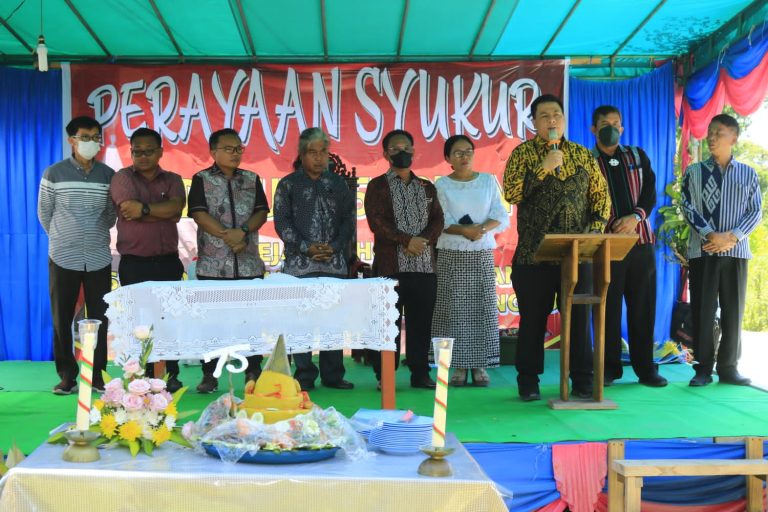 Bupati Samosir Hadiri Perayaan Syukuran Yubileum 75 Tahun Gereja Katholik Sitamiang