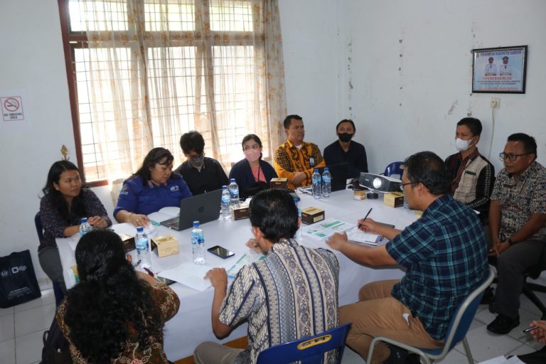 PEMBINAAN STATISTIK SEKTORAL DAN METADATA  Kadis Kominfo: Mari Kerjasama mewujudkan Satu Data di Kabupaten Samosir