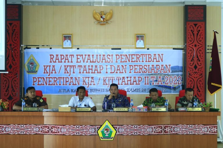 SELESAI PENERTIBAN KJA TAHAP I, PEMKAB SAMOSIR AKAN LANJUTKAN TAHAP II