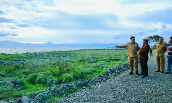 Walikota dan Anggota DPRD Tanjung Balai studi banding program Long Beach Samosir
