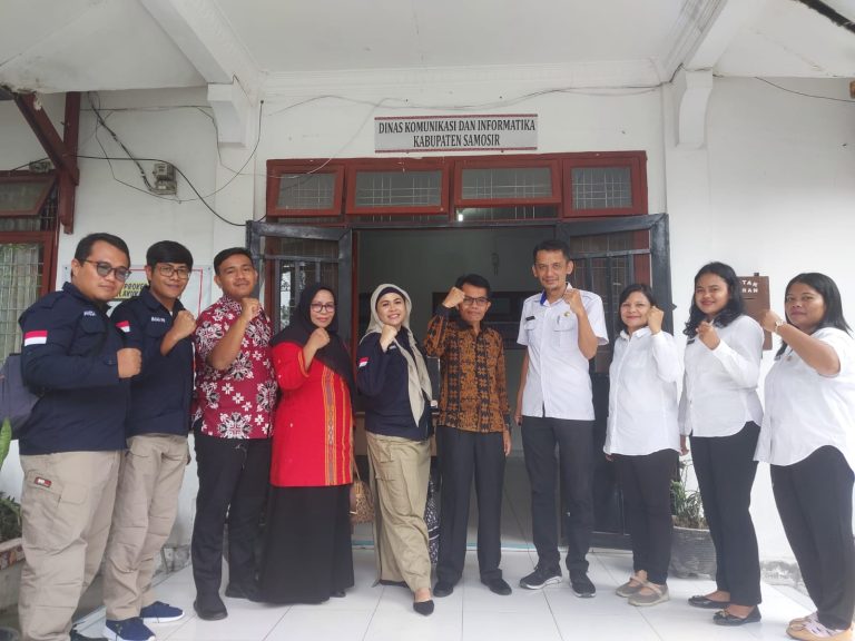 Dinas Kominfo Samosir Terima Studi Banding Dinas Kominfo Tapsel
