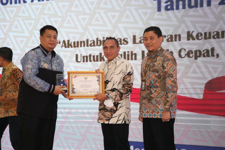 Lima Kali Berturut-turut, Pemkab Samosir Raih Opini WTP atas Penyusunan Laporan Keuangan Daerah.