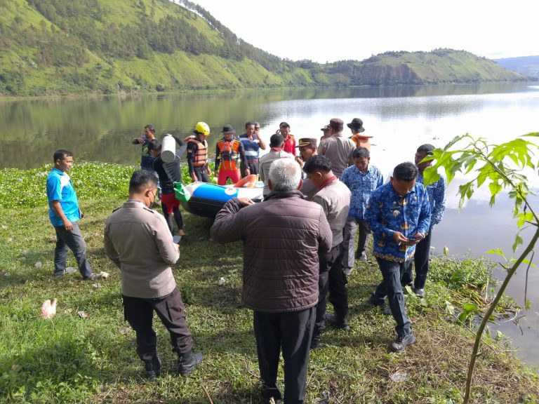 PENCARIAN KORBAN BANJIR BANDANG MASIH BERLANJUT