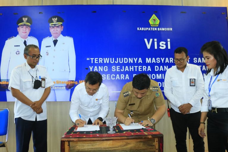 Bupati Samosir Terima Pengelolaan Sementara, Peningkatan Kualitas Permukiman Kumuh Kawasan Pangururan.