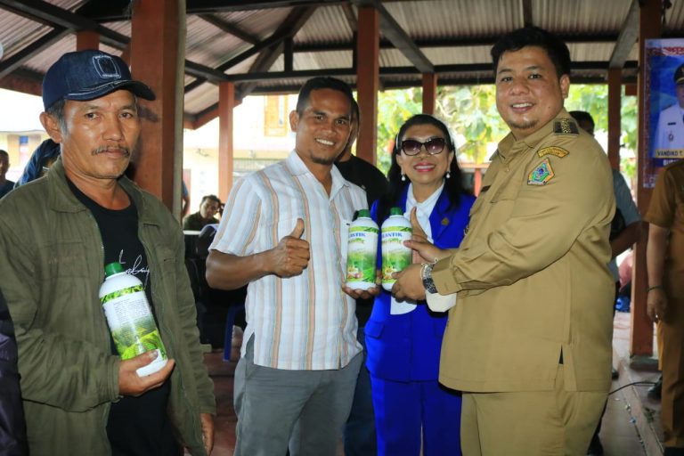 MASYARAKAT DESA SITINJAK APRESIASI PROGRAM BUNGA DESA 