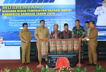 BUKA MUSRENBANG RKPD 2024,  Bupati Samosir Mengajak Seluruh Stakeholder Bangun Sinergitas dan Kolaborasi.