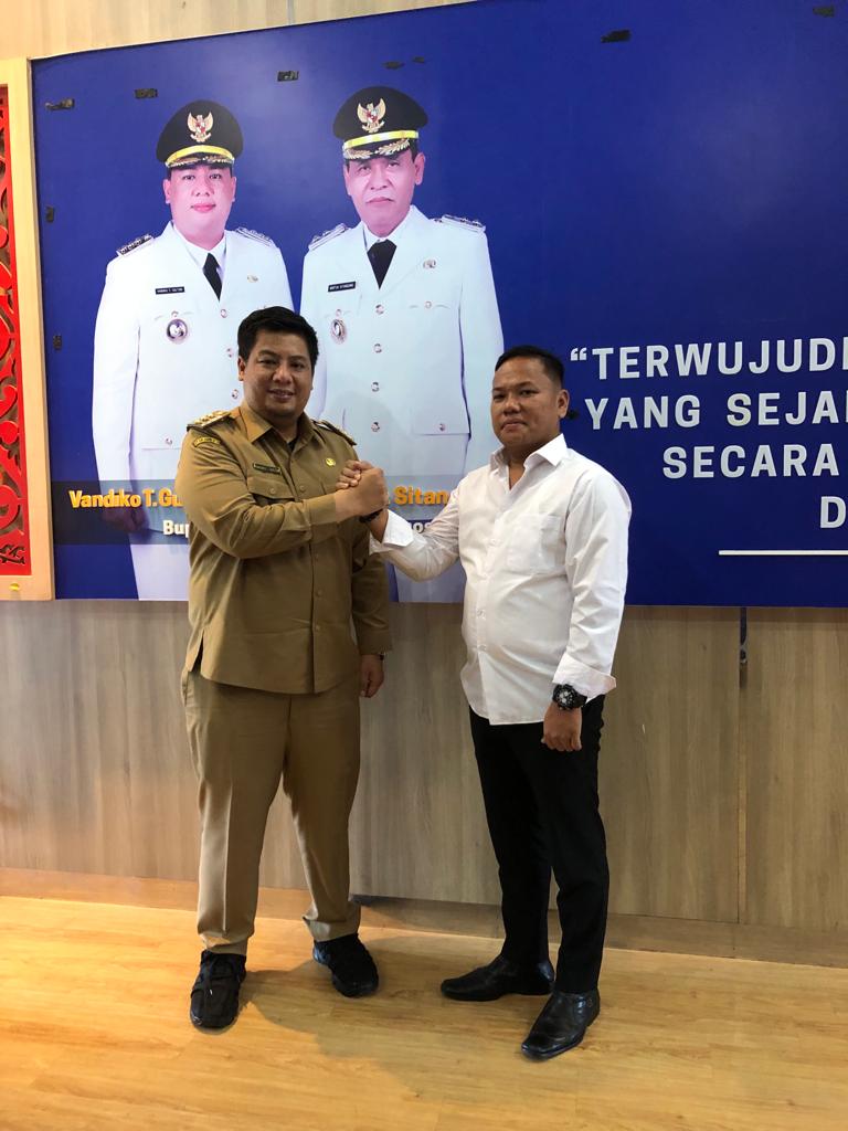 BUPATI SAMOSIR TERIMA AUDIENSI DPD LEMBAGA PEMBERDAYAAN MASYARAKAT 
