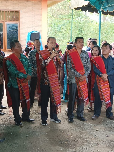 Wabup Samosir hadiri Pemberkatan Gereja Katolik Santo Henrikus Ronggurnihuta.