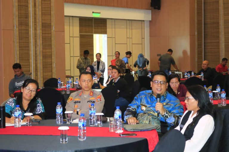 Sea Cleaner Gelar Diskusi Dengan Bupati Samosir Terkait Rencana Mendatangkan Kapal Penyedot Sampah di Danau Toba.