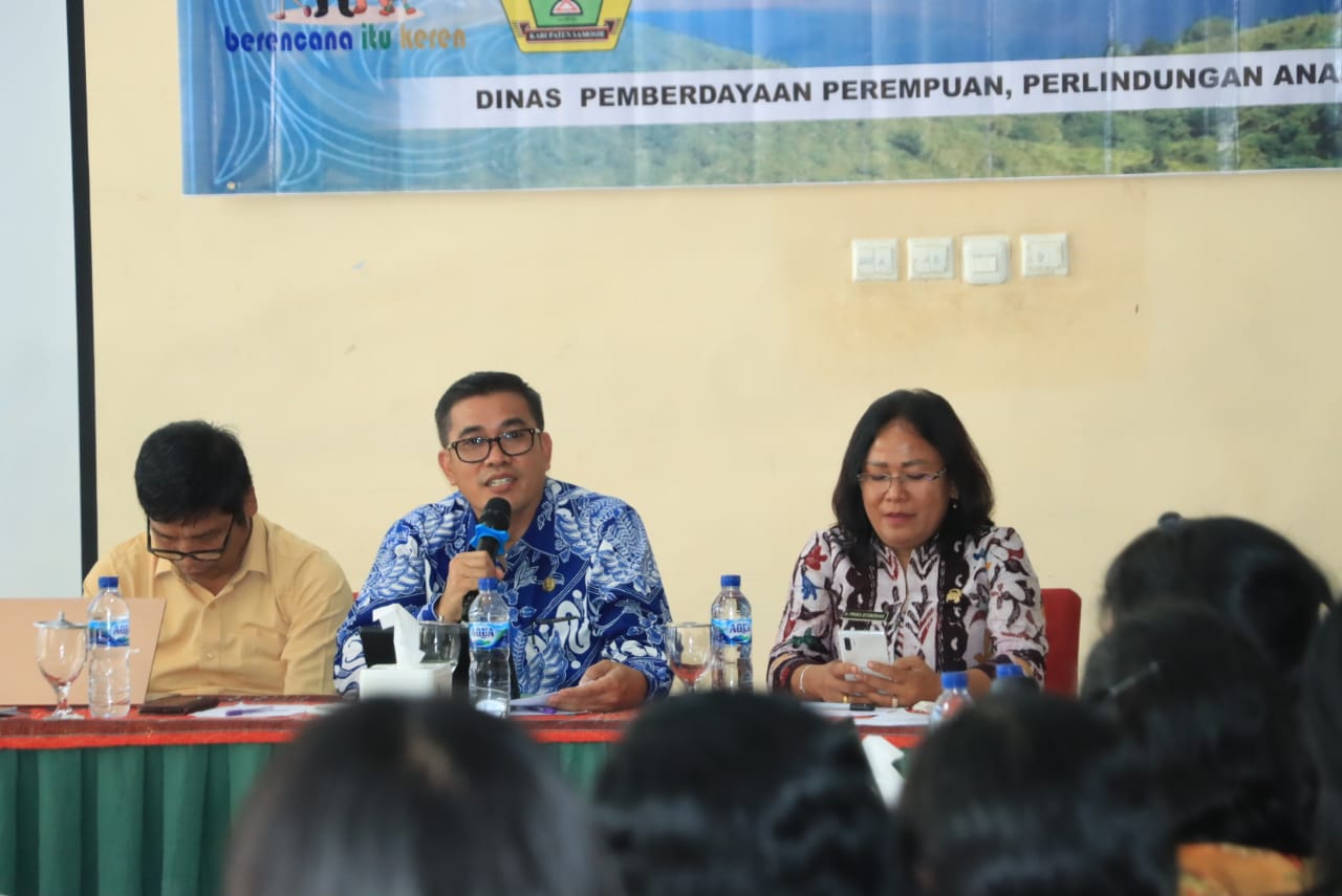 Pj. Sekda Buka Rapat Penguatan Kerjasama Dengan Stakeholder dan Mitra Kerja Dalam Pencegahan dan Penurunan Stunting di Kabupaten Samosir.