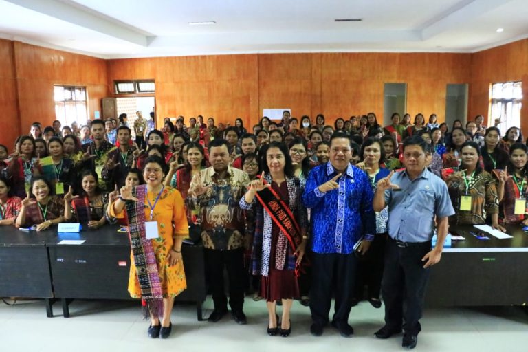 Bupati Samosir Buka Bimtek Penyelenggaraan Pengembangan PAUD Holistik Integratif.