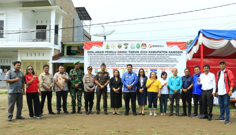 Bupati Samosir Hadiri Apel Gelar Pasukan Operasi Mantap Brata Toba 2023-2024 yang Dirangkai Dengan Deklarasi Pemilu Damai