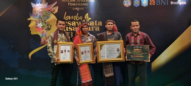 BUMDes SAPPINUR BUNGA, Desa Partungko Naginjang Raih Juara 4 Desa Wisata Terbaik Indonesia.
