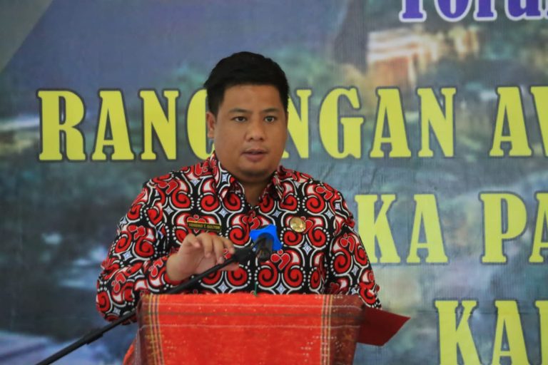 Bupati Samosir Buka Forum Konsultasi Publik Ranwal RPJPD Samosir 2025-2045