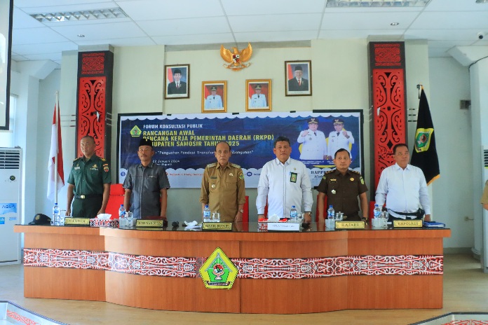 Wakil Bupati Samosir Buka Forum Konsultasi Publik Ranwal RKPD Kabupaten Samosir Tahun 2025