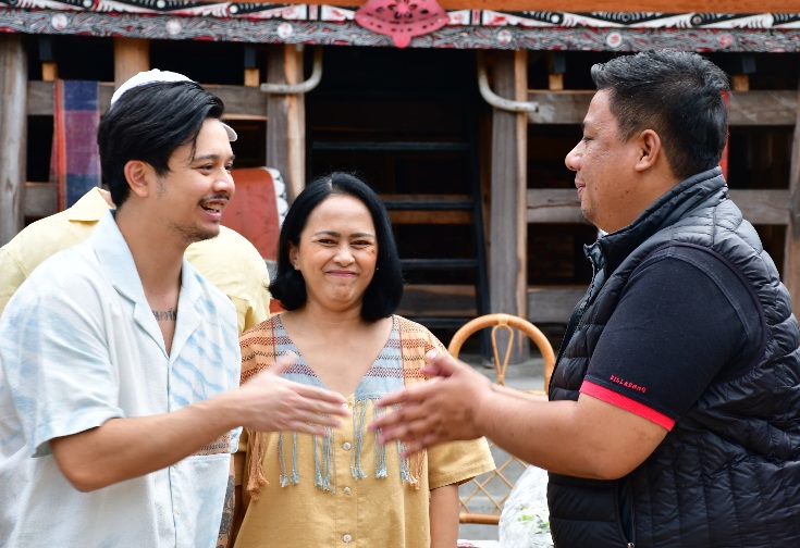 Sambut Baik Pembuatan Film 'Wasiat Warisan' di Samosir, Vandiko Optimis Pariwisata Kabupaten Samosir Semakin Terkenal di Dunia.