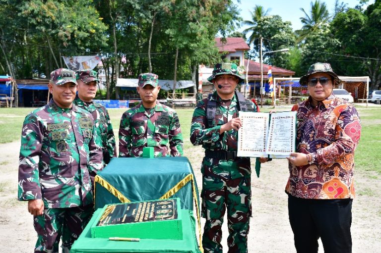 TMMD Ke-121 RESMI DITUTUP BUPATI SAMOSIR : TAHUN INI AKAN DIBANGUN JEMBATAN PENGHUBUNG, PEMBUKAAN JALAN AKAN TETAP DILANJUTKAN MELALUI SINERGITAS DENGAN TNI