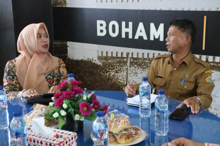 Bupati Samosir Terima Audiensi Kepala Perwakilan BKKBN Provinsi Sumatera Utara.
