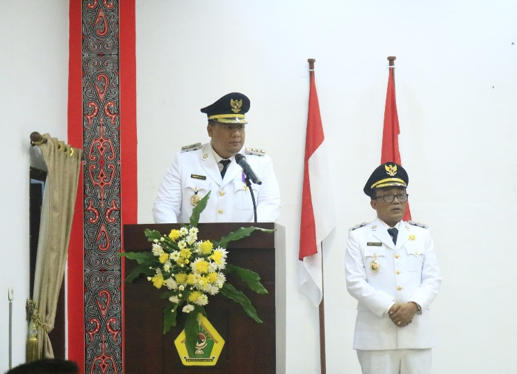 BUPATI SAMOSIR SAMPAIKAN PIDATO PERDANA DIHADAPAN DPRD