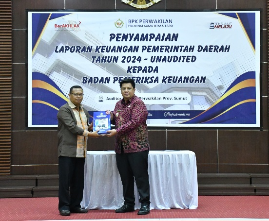 Bupati Samosir Sampaikan LKPD T.A 2024 ke BPK RI Perwakilan Sumut  