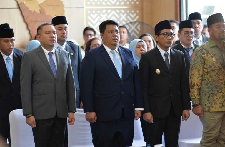 Bupati Samosir Hadiri Pelantikan Sekretaris Daerah Provinsi Sumut, Gubernur Minta Sukseskan Program Pusat dan Daerah