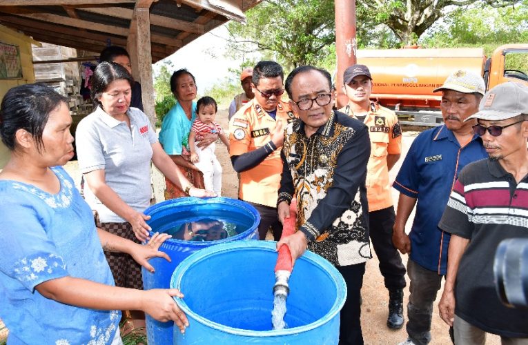 PENUHI AIR BERSIH BAGI MASYARAKAT, WABUP TERJUN KE DESA MADUMA