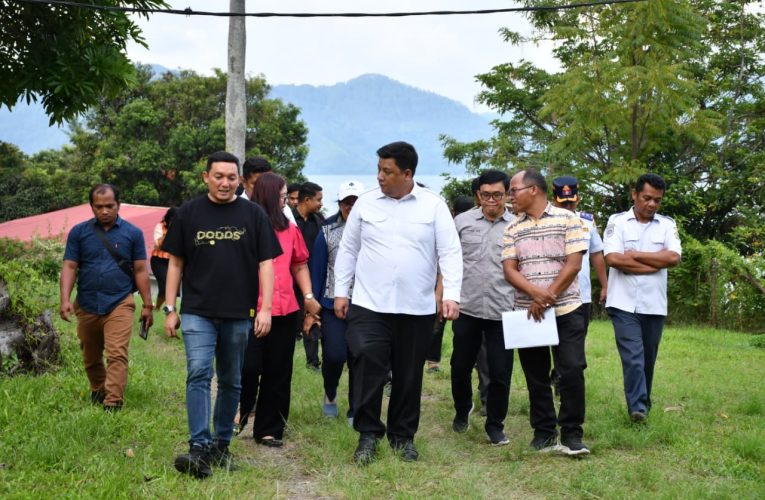 DIMULAI TAHUN 2026, BUPATI SAMOSIR MONITORING LOKASI RENCANA PEMBANGUNAN GEDUNG PERTUNJUKAN DAN TAMAN PRESIDEN RI