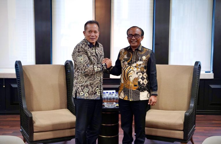 WAKIL BUPATI SAMOSIR SAMBANGI KEMENKOP RI, BAHAS PENGEMBANGAN KOPERASI DAN KOPI SAMOSIR
