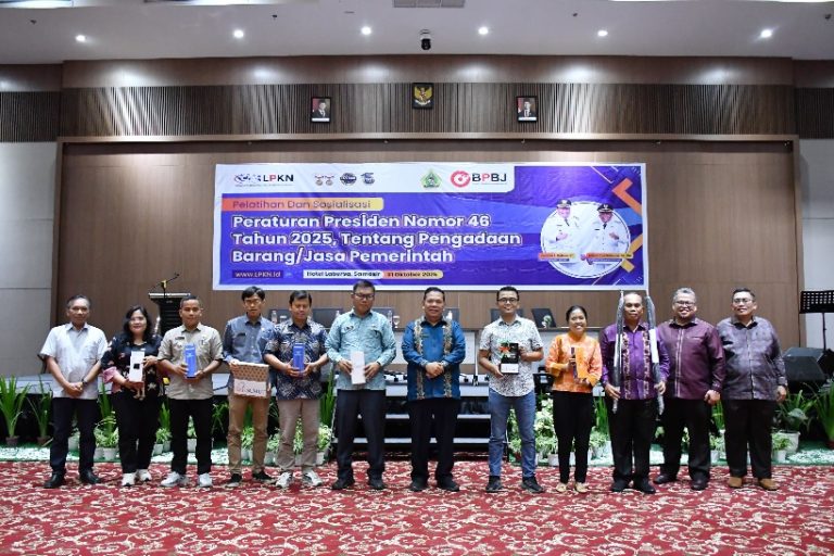 PEMKAB. SAMOSIR TINGKATKAN KAPASITAS DAN KAPABILITAS APARATUR DALAM PENGADAAN BARANG JASA, SOSIALISASIKAN PERPRES 46 TAHUN 2025