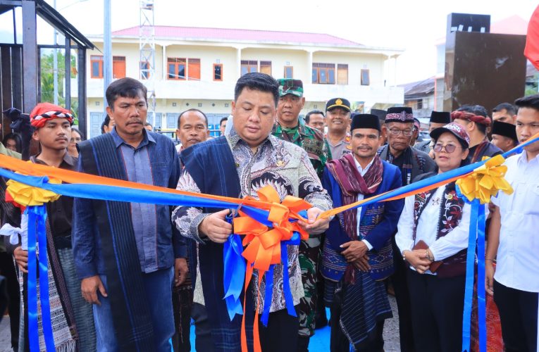 OBJEK WISATA PALLOMBUAN RESMI DIBUKA, BUPATI TEKEN PRASASTI PERESMIAN 