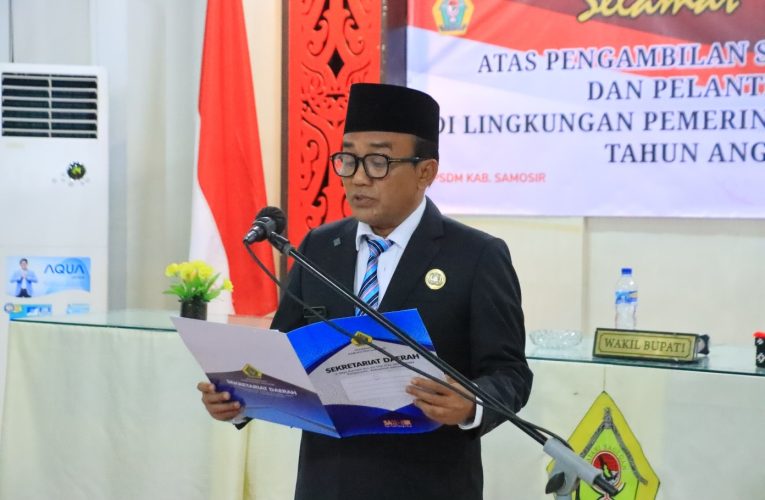 Wabup Samosir Lantik 75 Pejabat, Ariston Sidauruk Tegaskan ASN Harus BerAKHLAK dan Siap Kerja Cepat