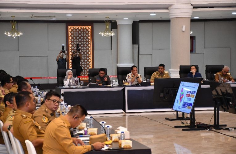 Hadiri Rakor Percepatan Rekonstruksi Pasca Bencana Sumut, Bupati Samosir: Semoga musibah bencana alam seperti yang sekarang ini tidak terulang kembali.