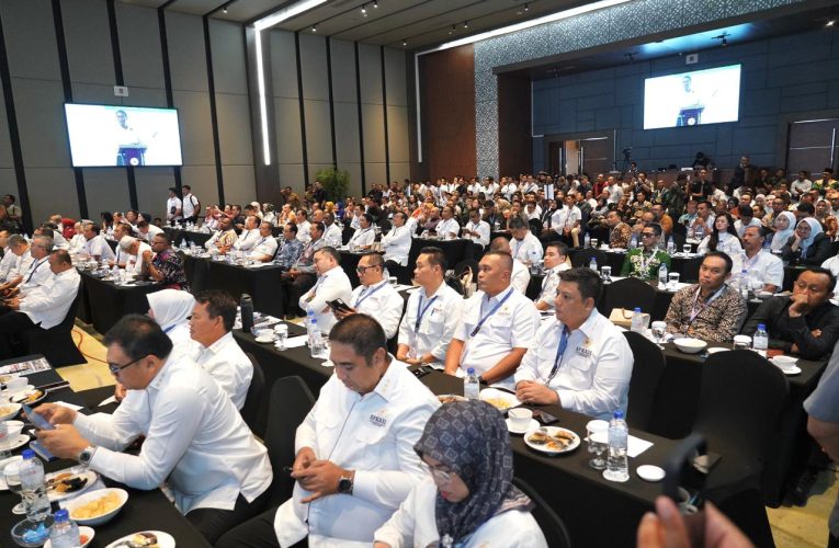 BUPATI SAMOSIR IKUTI RAKERNAS XVII APKASI, UPAYA PERKUAT SINERGI DENGAN PEMERINTAH PUSAT