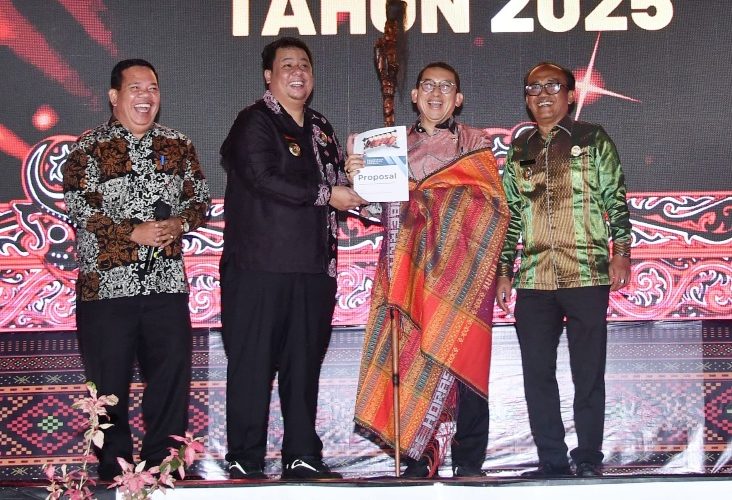 Kabupaten Samosir Tempat Penganugerahan Desa Budaya Se-Indonesia, Bupati : Samosir menyimpan warisan budaya yang kuat dan hidup di tengah masyarakat
