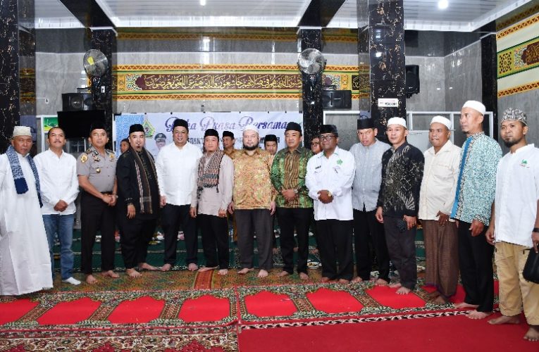 Bupati dan Wabup Samosir Buka Puasa Bersama Umat Muslim, Tekankan Kerukunan Antarumat Beragama