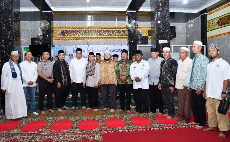 Bupati dan Wabup Samosir Buka Puasa Bersama Umat Muslim, Tekankan Kerukunan Antarumat Beragama