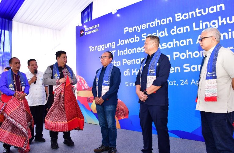 Inalum Salurkan Bantuan untuk Samosir termasuk 1 buah mobil tangki, Bupati Vandiko Dorong Keberlanjutan Program