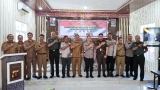 BUPATI SAMOSIR IKUTI RAPAT KOORDINASI PENANGGULANGAN KARHUTLA DI KABUPATEN SAMOSIR